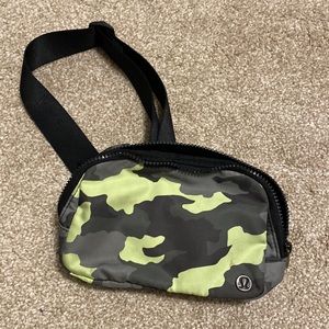 Camo Fanny pack